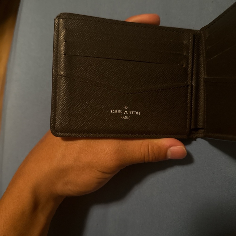 Louis Vuitton Brown Key & Card Holder Damier Design - Picture 3 of 4